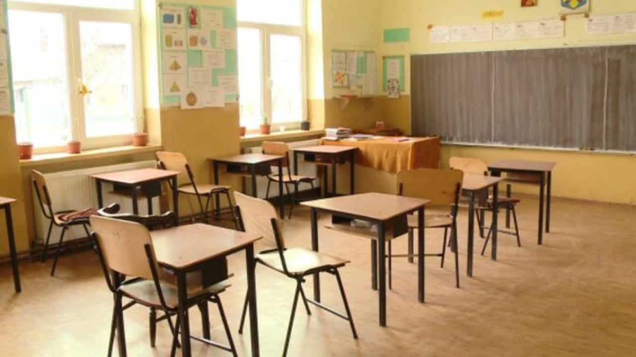 Chisinau schools switch to online learning due to severe ice