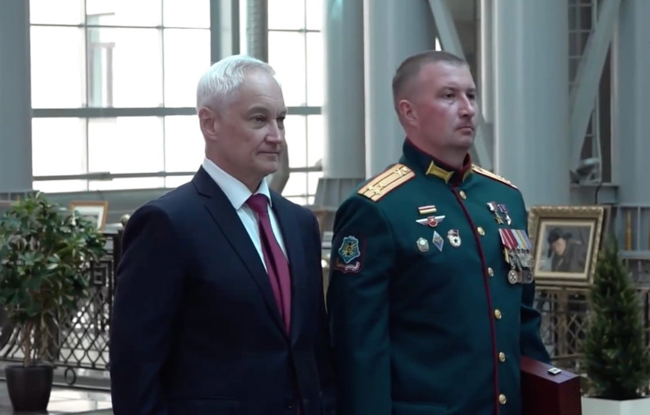 Colonel rus acuzat de aplicarea torturii în Donbas, decorat pentru „eroism” în războiul din Ucraina