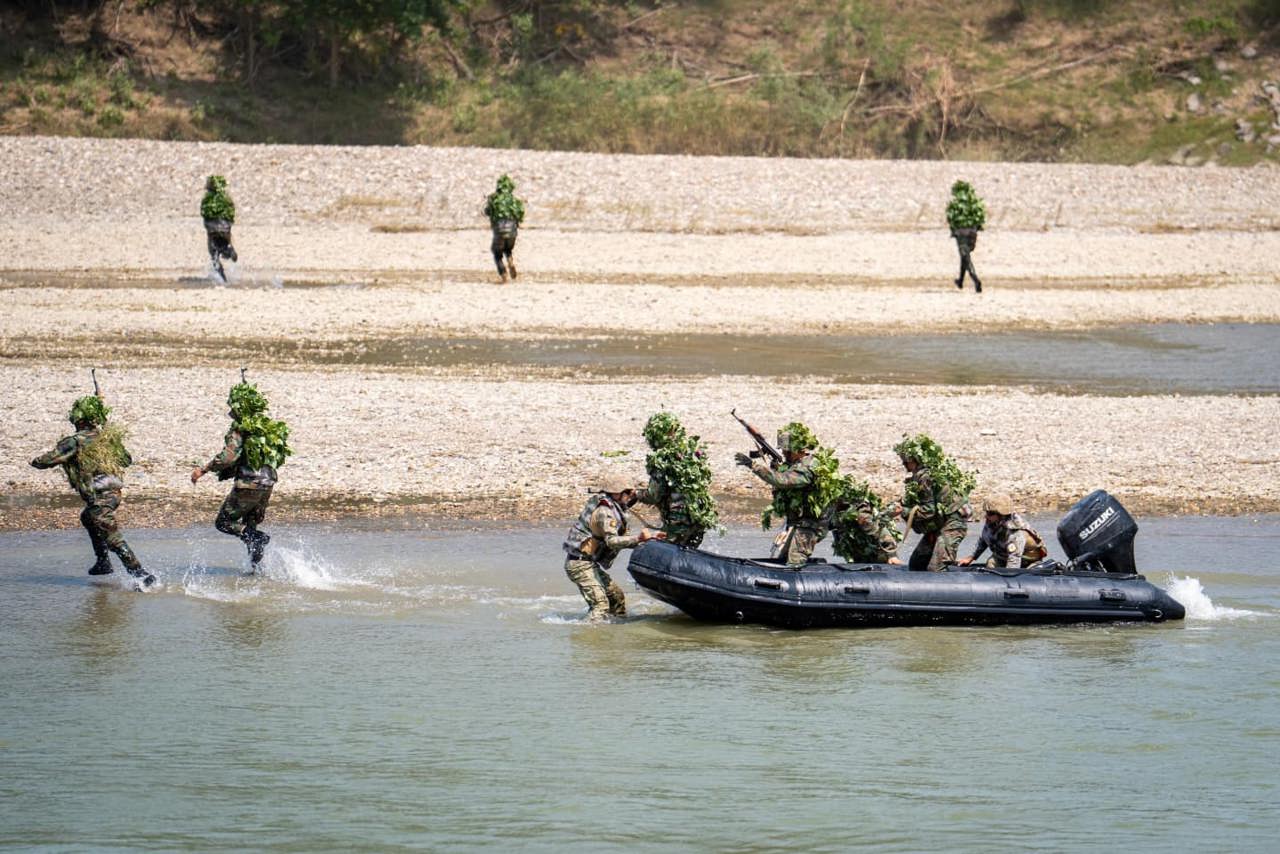 Facebook // Ministerul Apararii Nationale, Romania 
