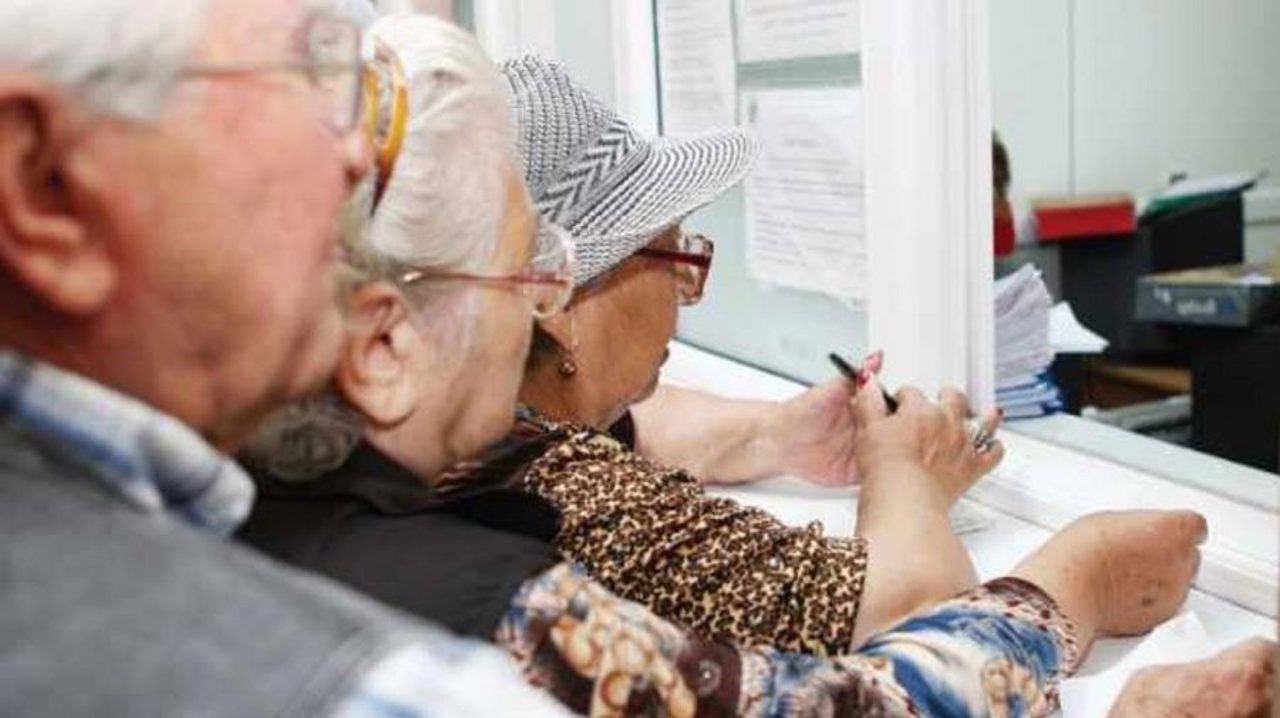 Moldova Implements 6% Pension Increase Amidst Retirement Struggles