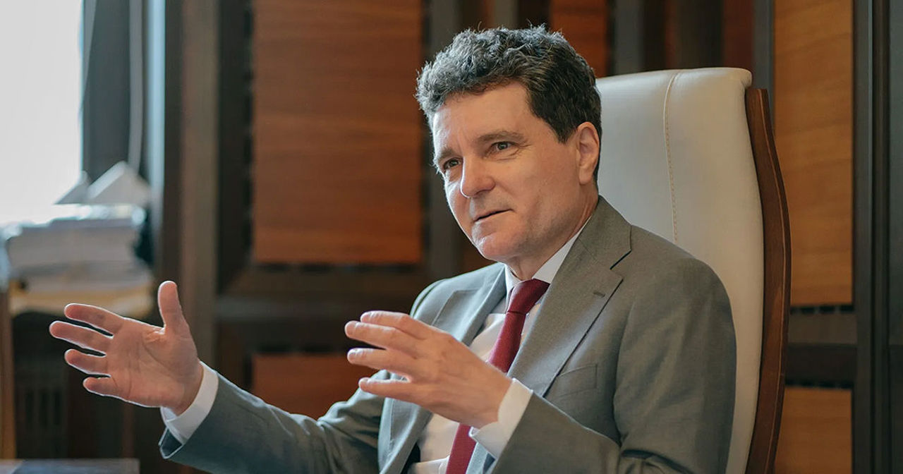 Нового президента Румынии ожидают в Молдове в июне