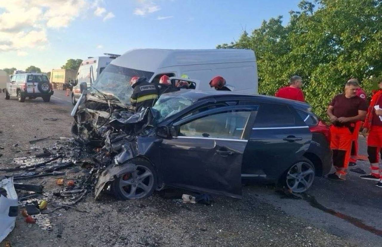 Accident mortal la intrarea în Corlăteni: O femeie a murit, iar un bărbat a fost transportat la spital