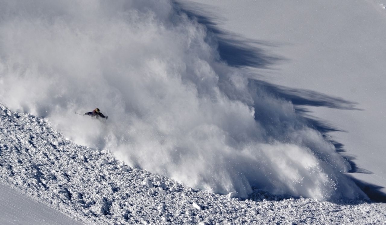 Tajik avalanche death toll rises to 20