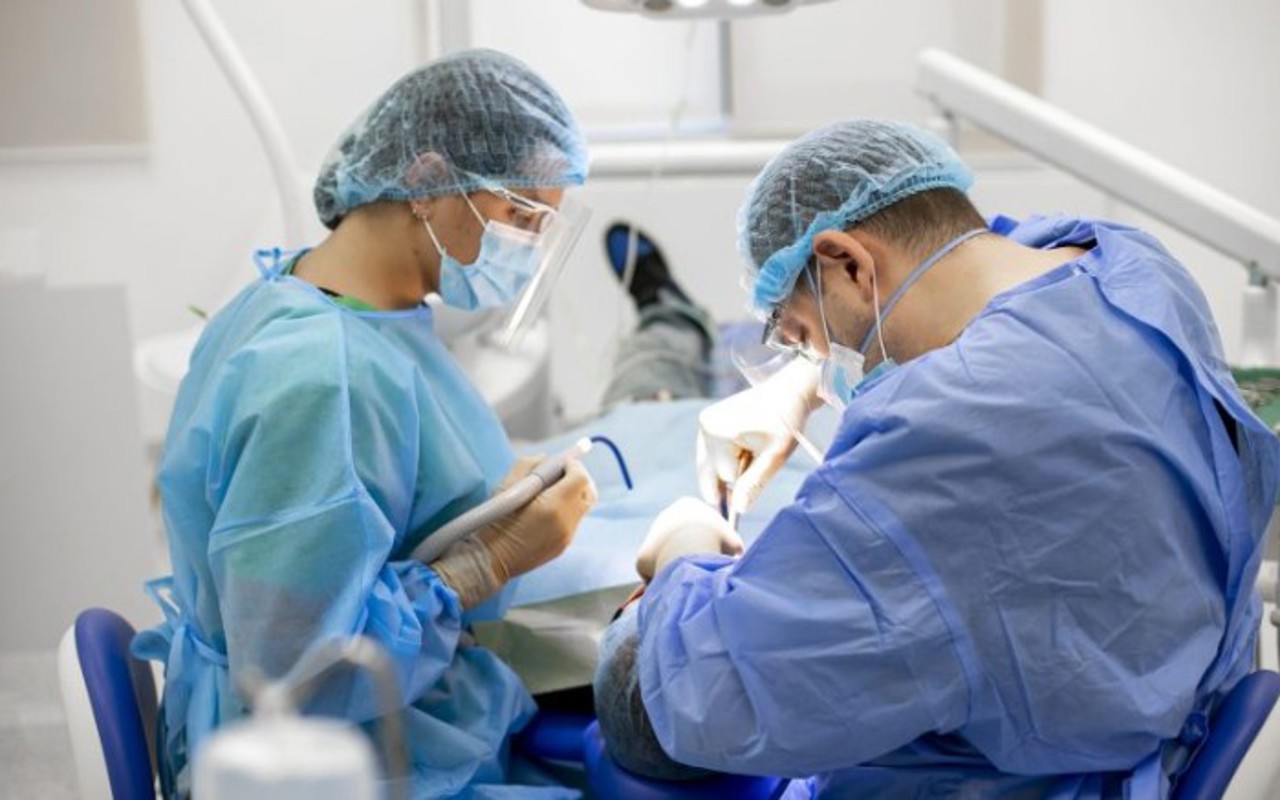  Fără durere și frică: aproape 250 de copii și adulți cu nevoi speciale și-au tratat gratuit dinții sub anestezie în 2025