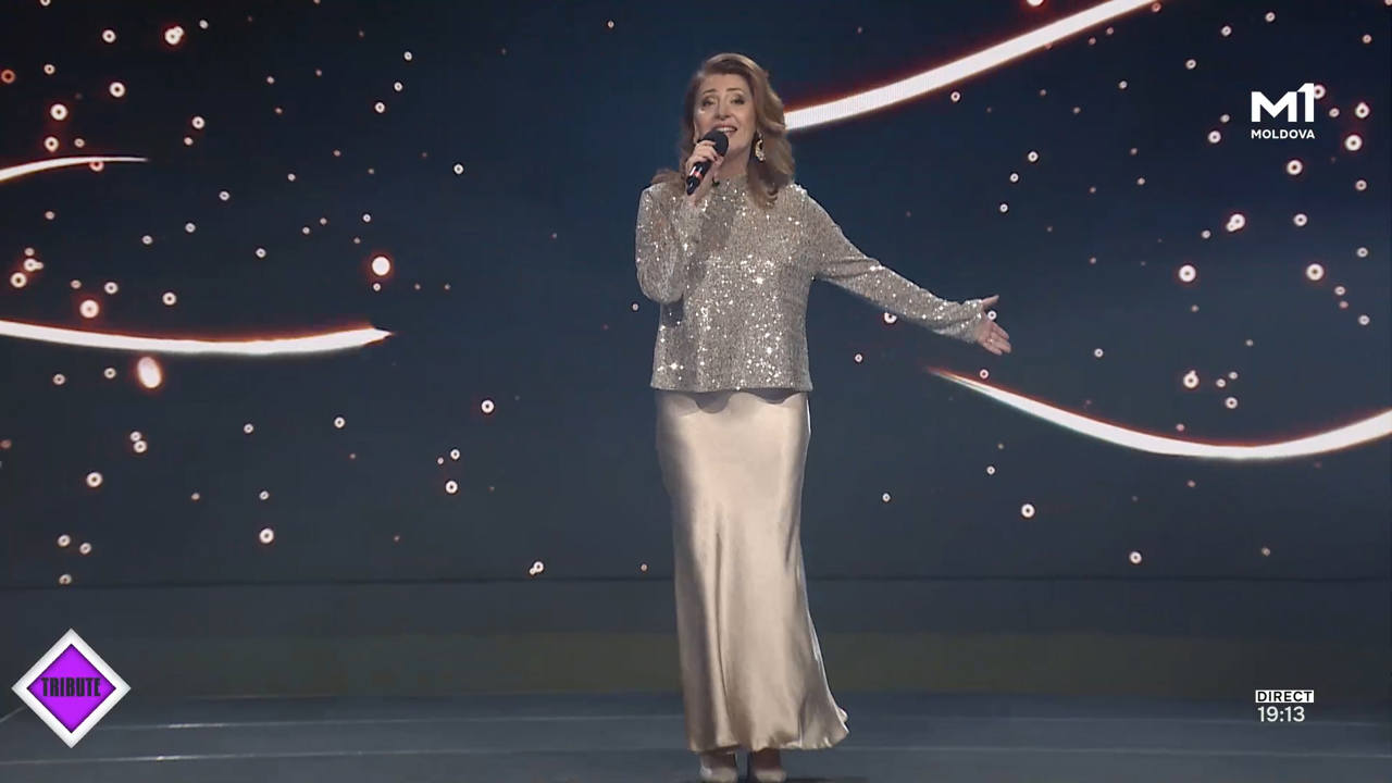 Tribute, Aplauze la scena deschisă// 14.11.2025// Interpreta Aura