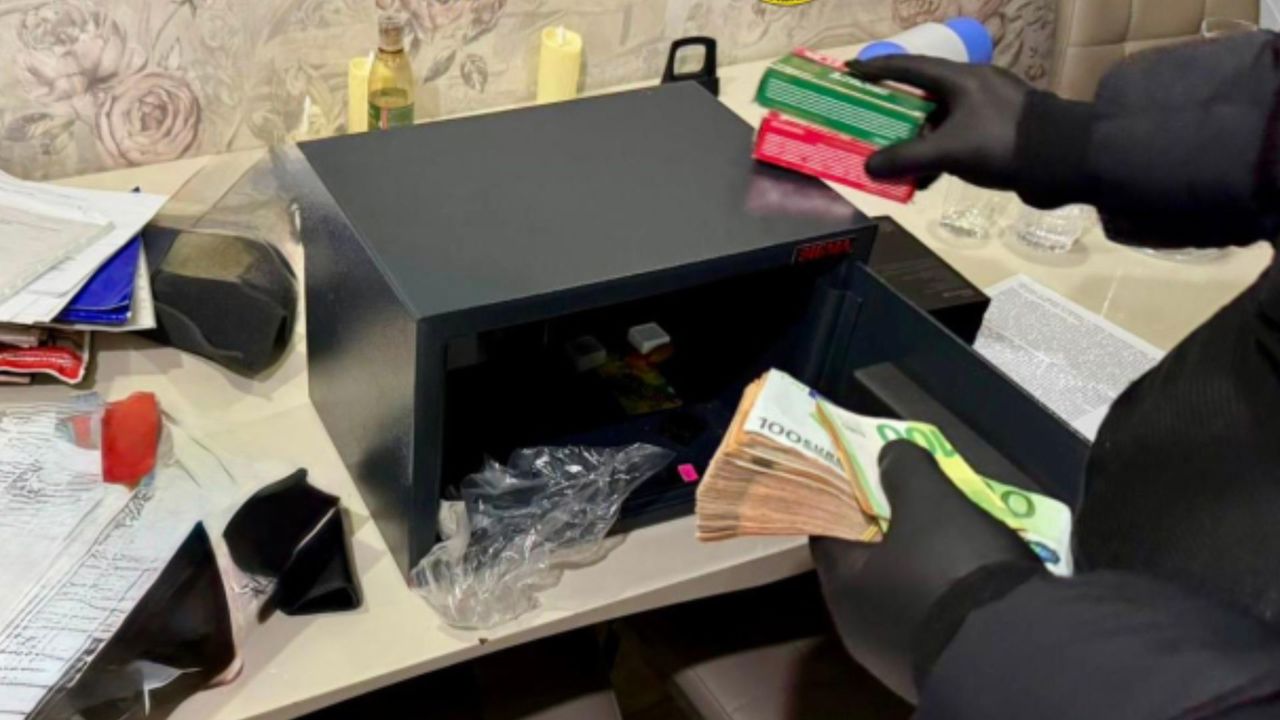 Au ascuns bani de autorități: Companii de transport din R. Moldova, evaziune fiscală de milioane 