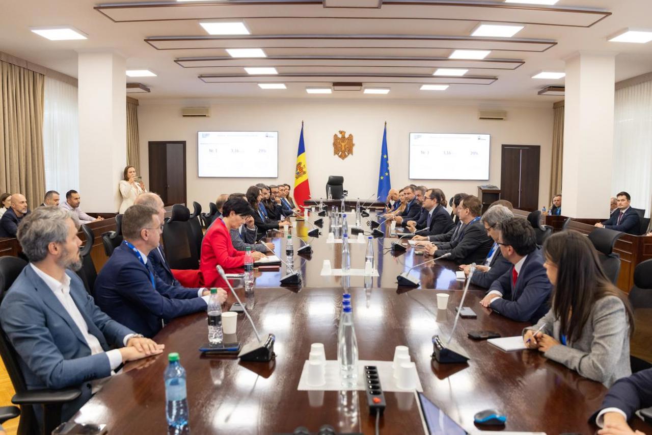Moldova woos Romanian investors with tax incentives