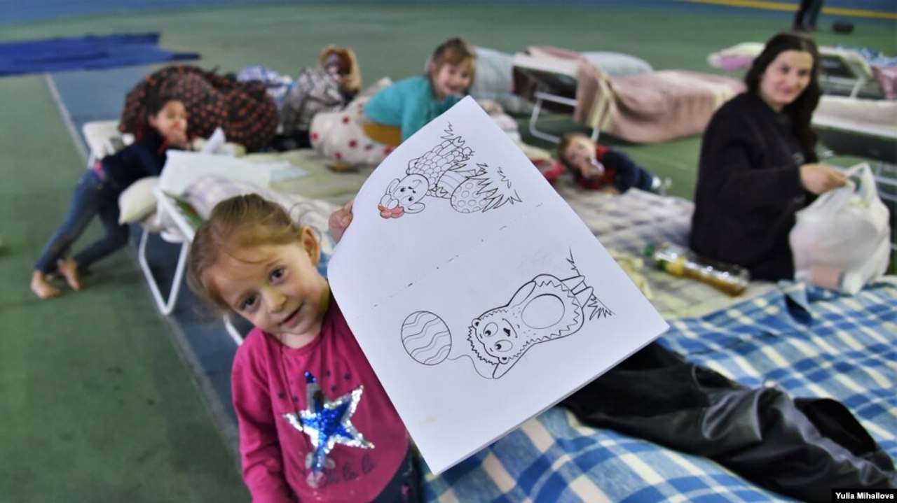 Легализация дает привилегии: Более 10 тысяч украинских беженцев получили временную защиту в Республике Молдова