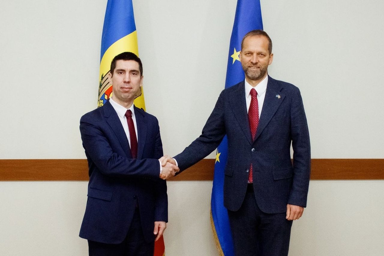 Mihai Popșoi, întrevedere cu ambasadorul UE la Chișinău, Janis Mazeiks: „Vectorul strategic al diplomației moldovenești rămâne integrarea europeană”