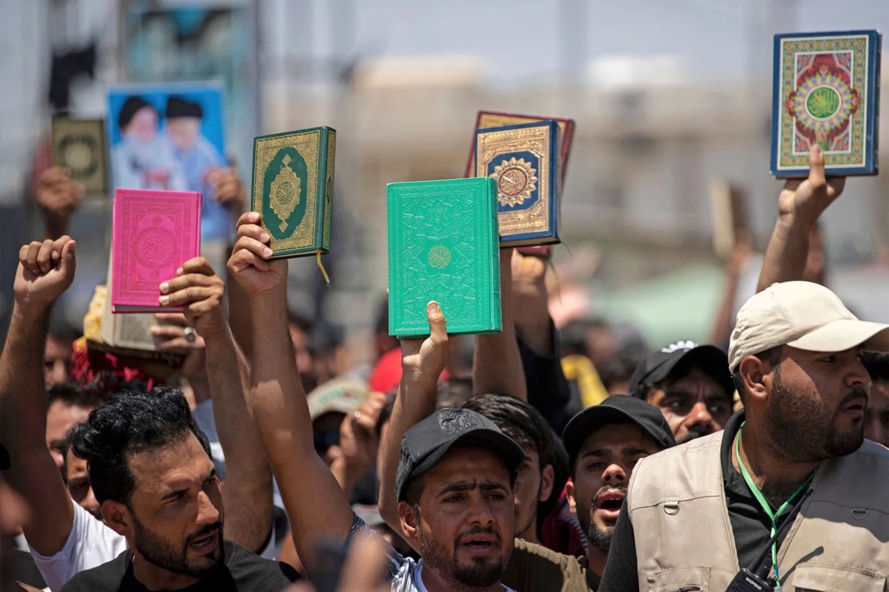 Corespondență Dan Alexe // Ar putea oare Londra să reintroducă o lege a «blasfemiei»?