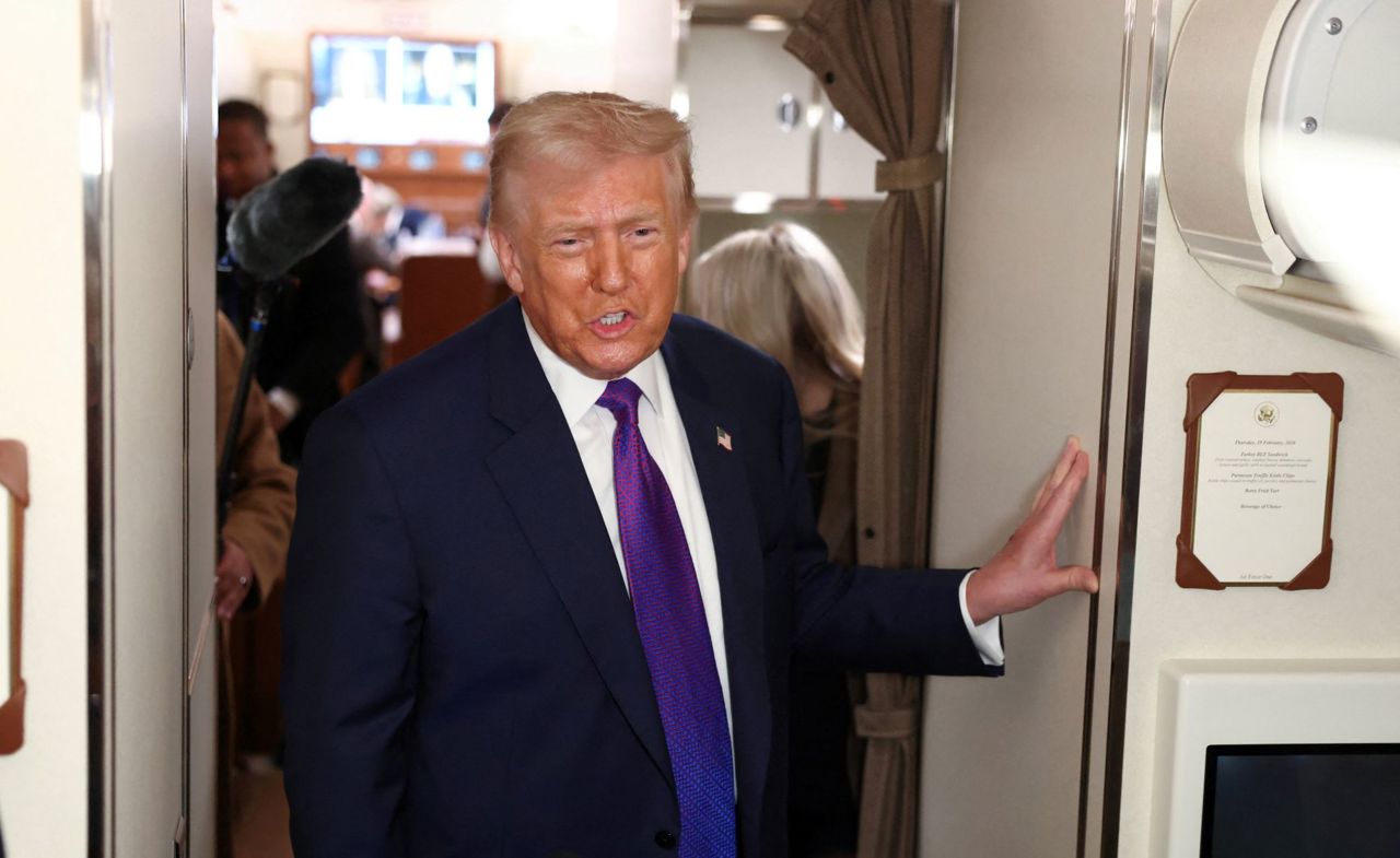 Sancțiunile impuse Rusiei după anexarea Crimeei rămân în vigoare: Trump extinde regimul de urgență