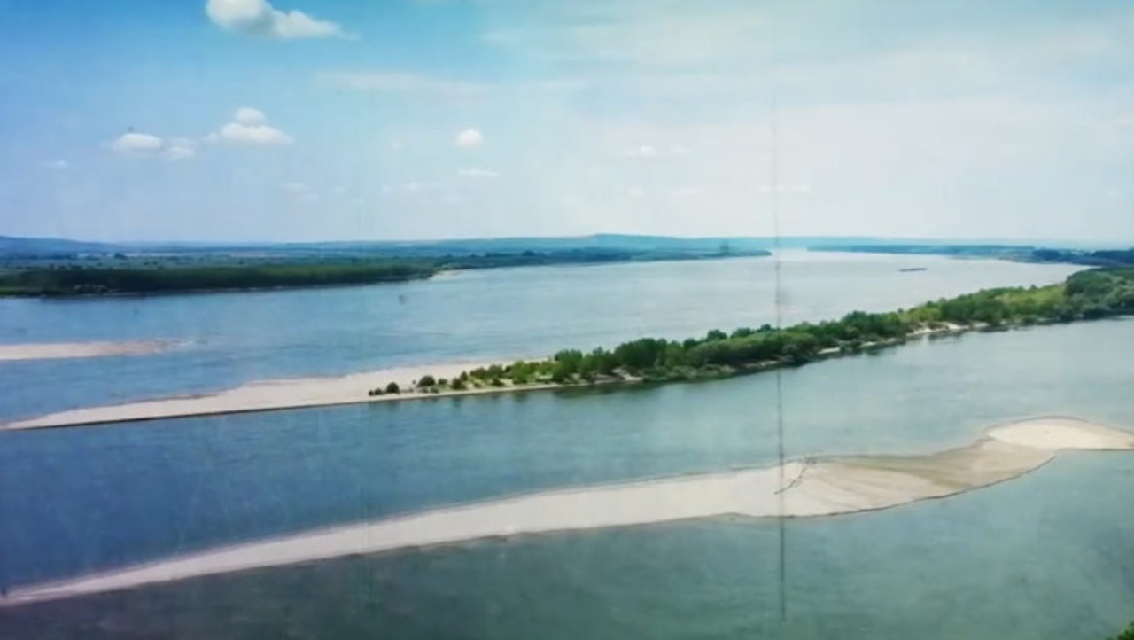 România: o ambarcațiune cu turiști s-a răsturnat în Delta Dunării