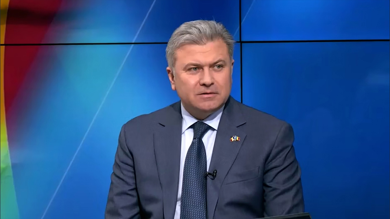 „Libertatea Ucrainei înseamnă și libertatea noastră”: Mesajul ambasadorului Victor Chirilă la patru ani de război