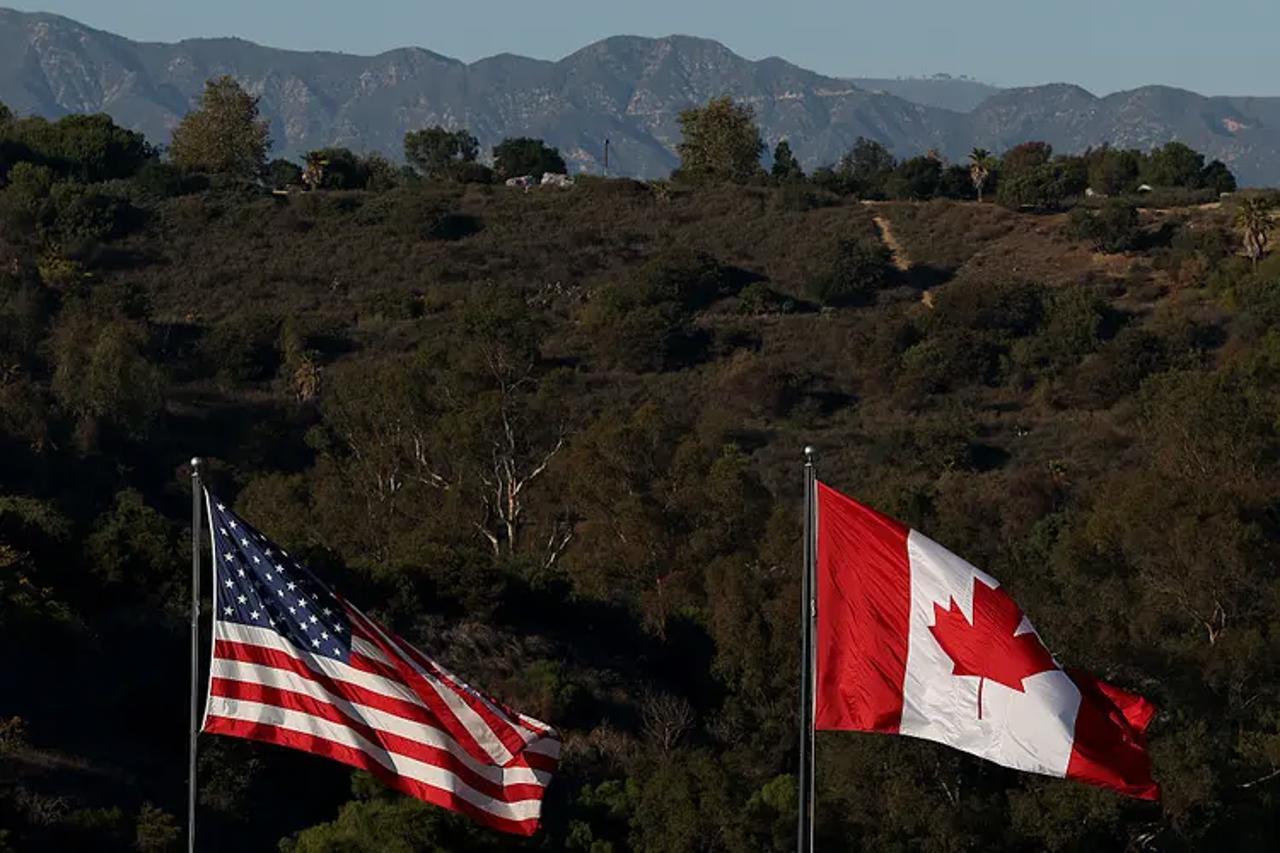 Administrația Trump taxează cu 50% produse canadiene în valoare de aproape 20 de miliarde de dolari