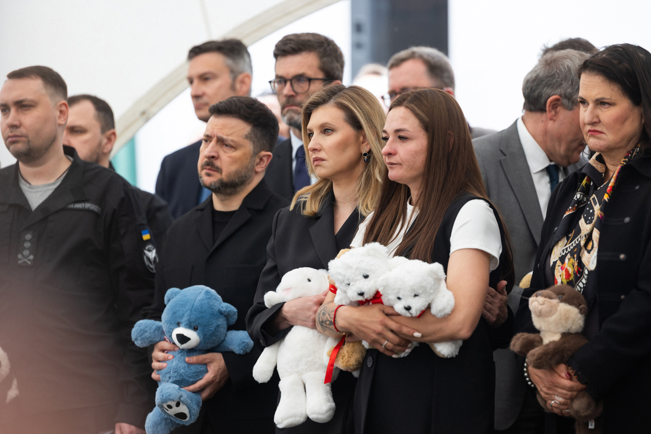 „Să oprim războiul”: Zelenski vrea să se întâlnească cu Putin