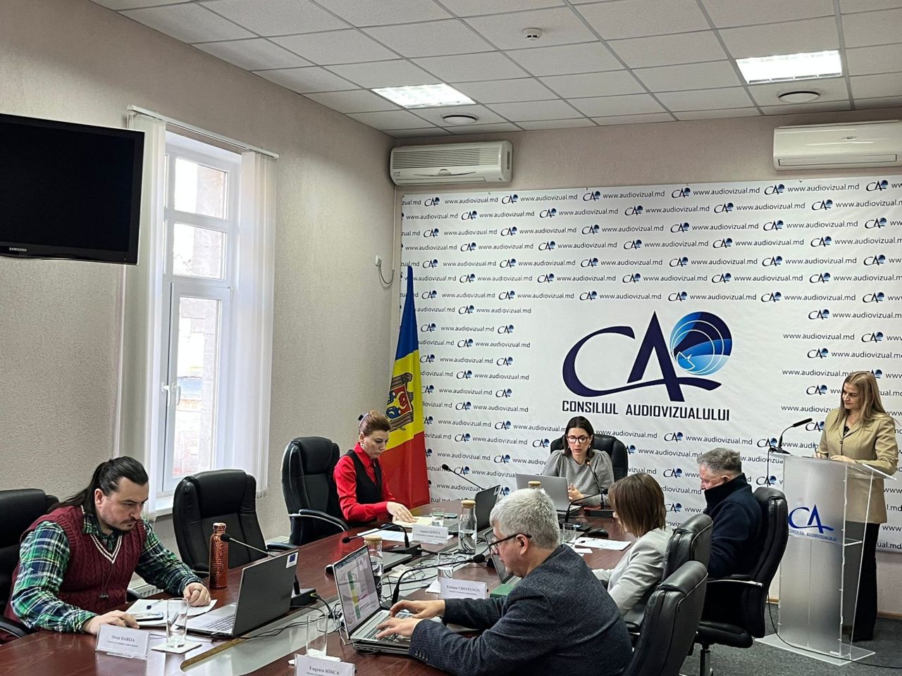 Un post TV, amendat cu 45.000 de lei pentru prea puține programe în limba română