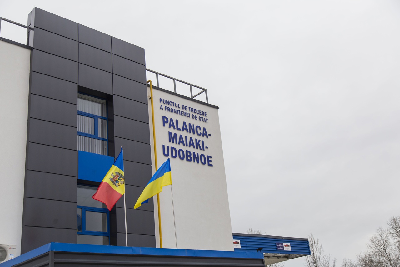 Traversarea podului Maiaki–Udobnoe, suspendată din nou după un atac cu drone