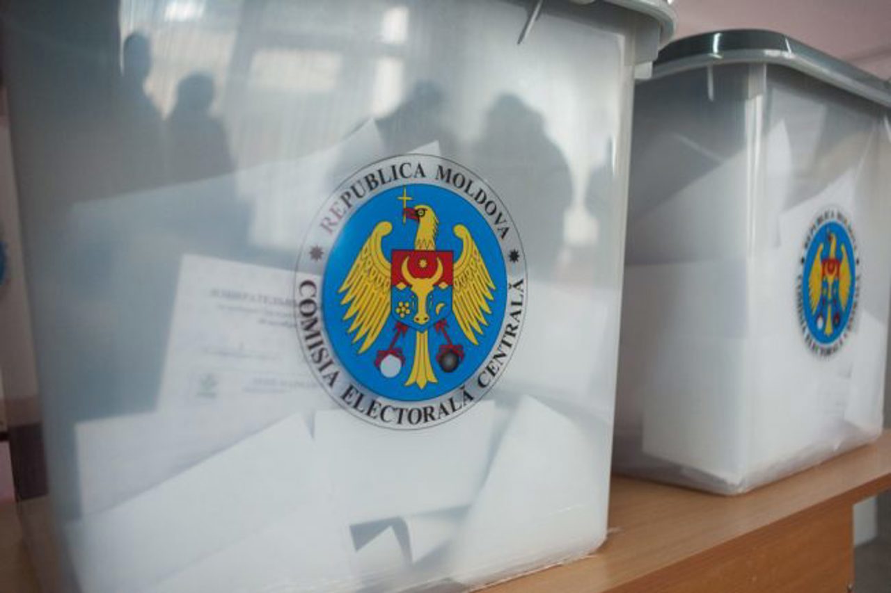 Voter certificates invalid for second round on November 3