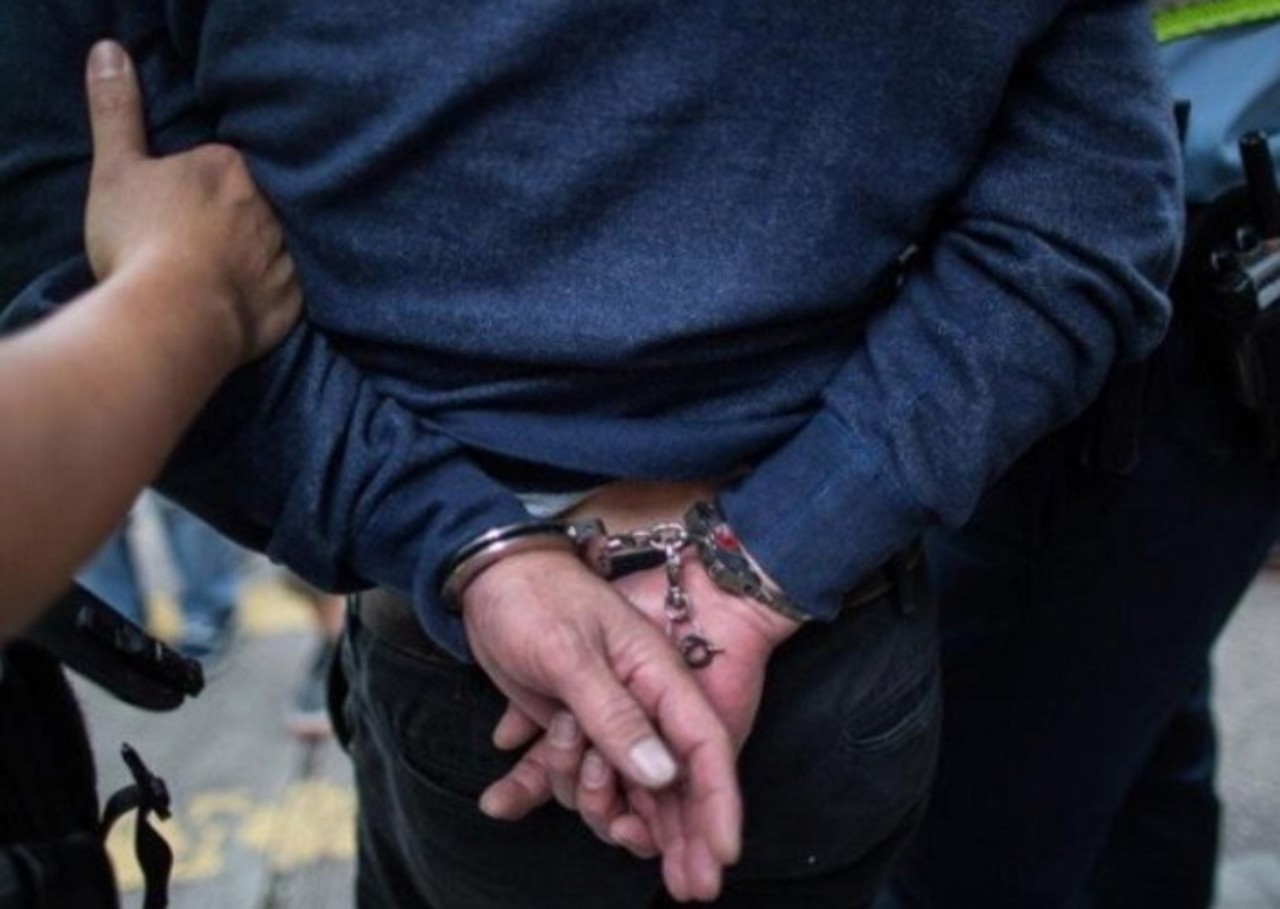 Bărbat din Chișinău, lovit cu pietre în subsolul unui bloc de locuit până și-a dat ultima suflare