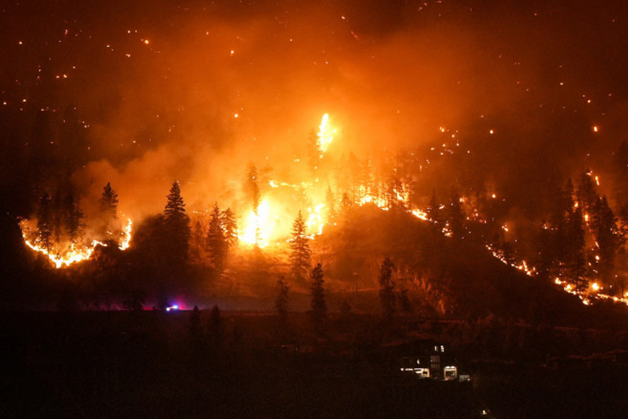 Incendiile din Canada: Aproximativ 30.000 de persoane au primit ordin de evacuare