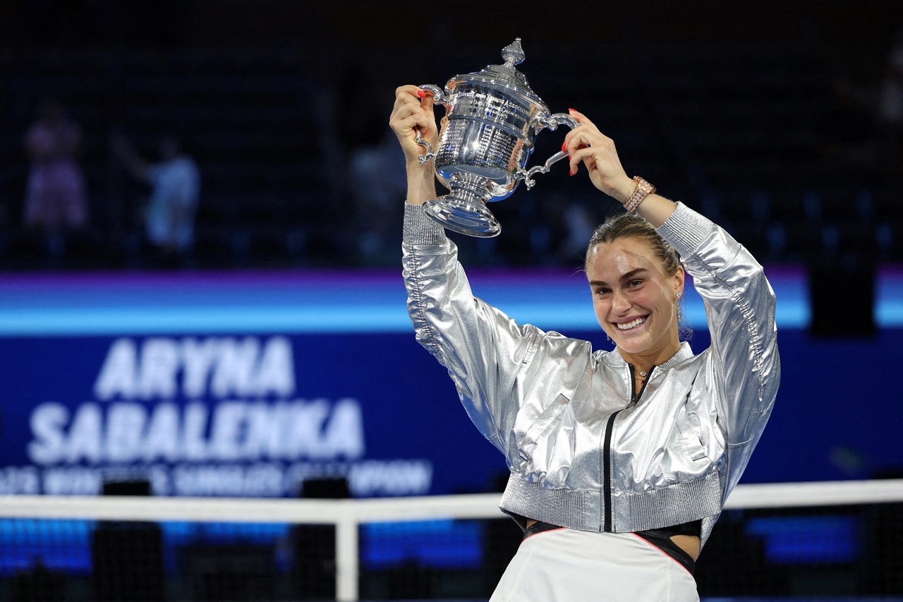 Arina Sabalenka wins US Open title after beating Amanda Anisimova