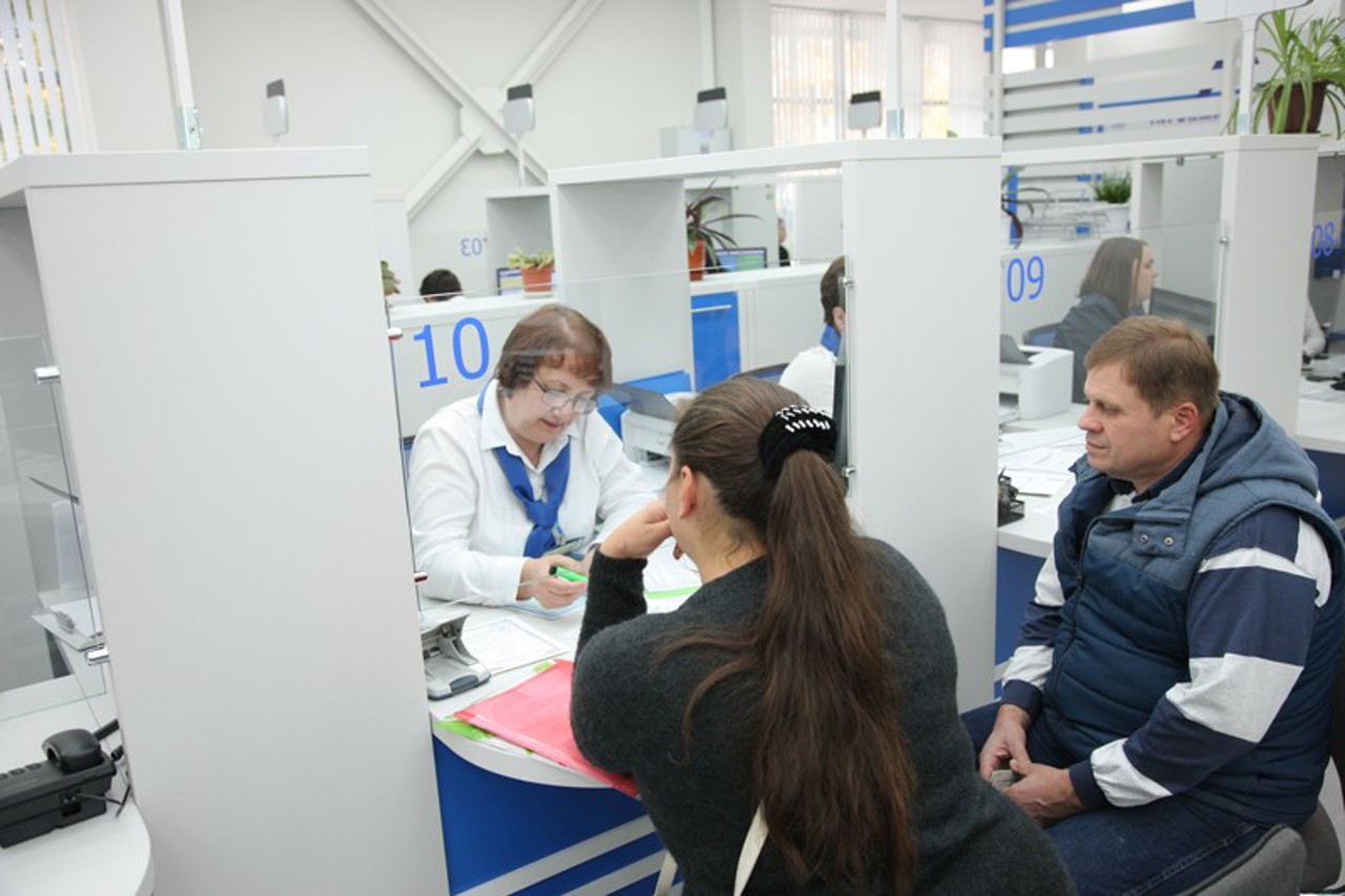 Moldovenii vor obține din ianuarie 2026 pașapoarte și documente de călătorie modernizate