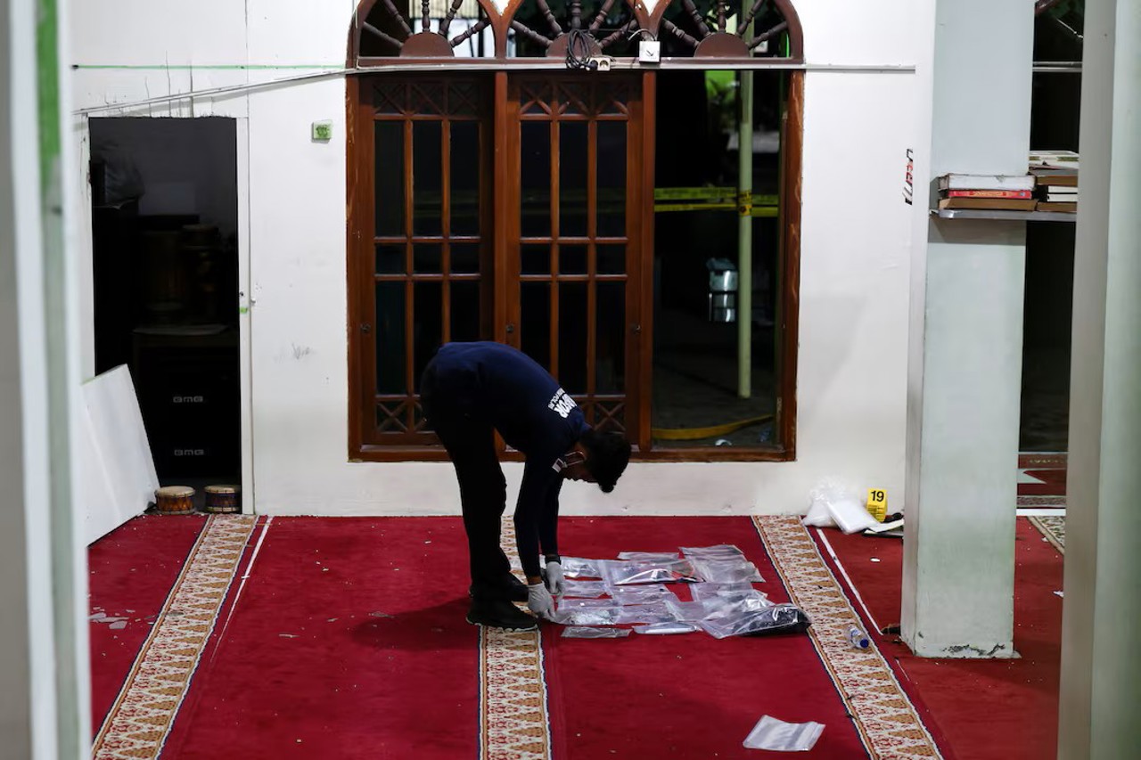 Explozie la o moschee din Indonezia. Sunt peste 50 de răniți 