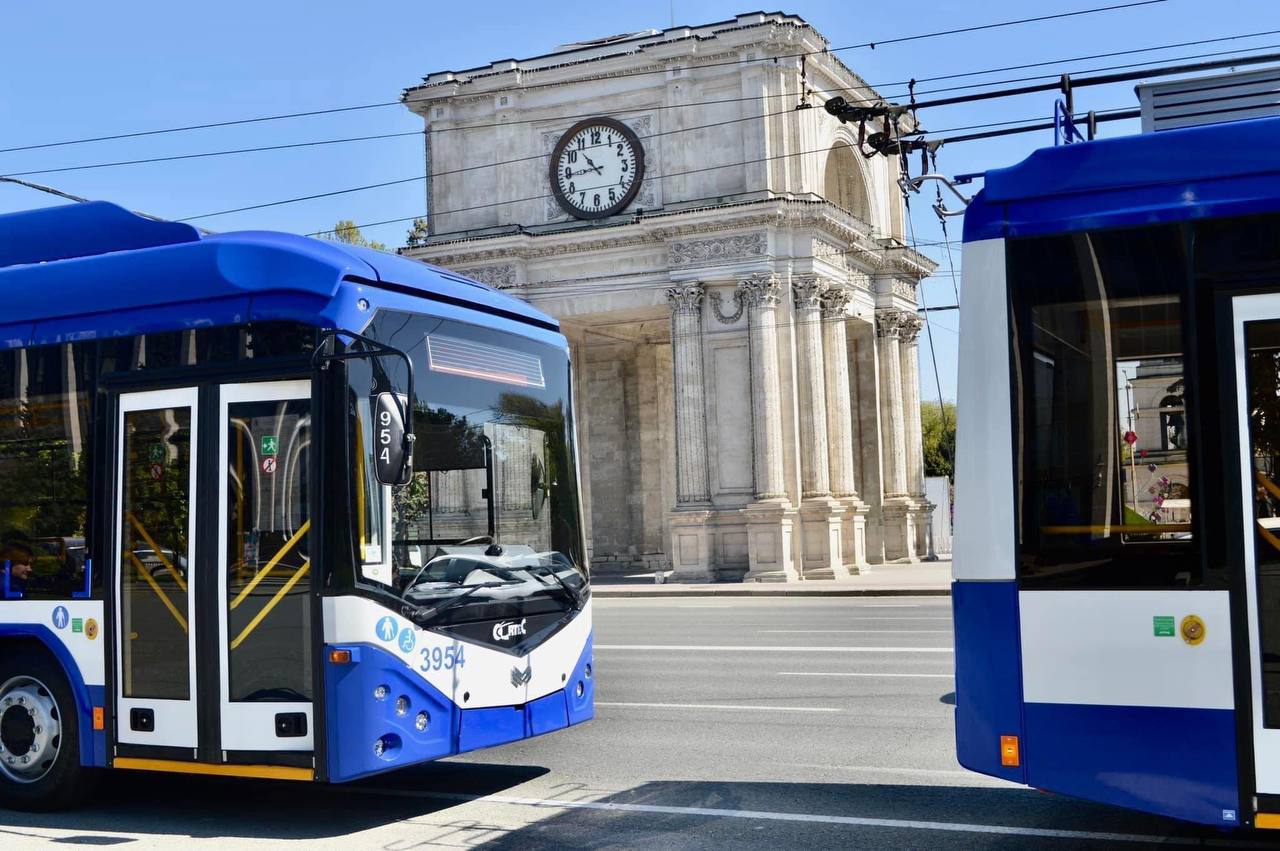 Traffic in the the Great National Assembly Square will be suspended for several days