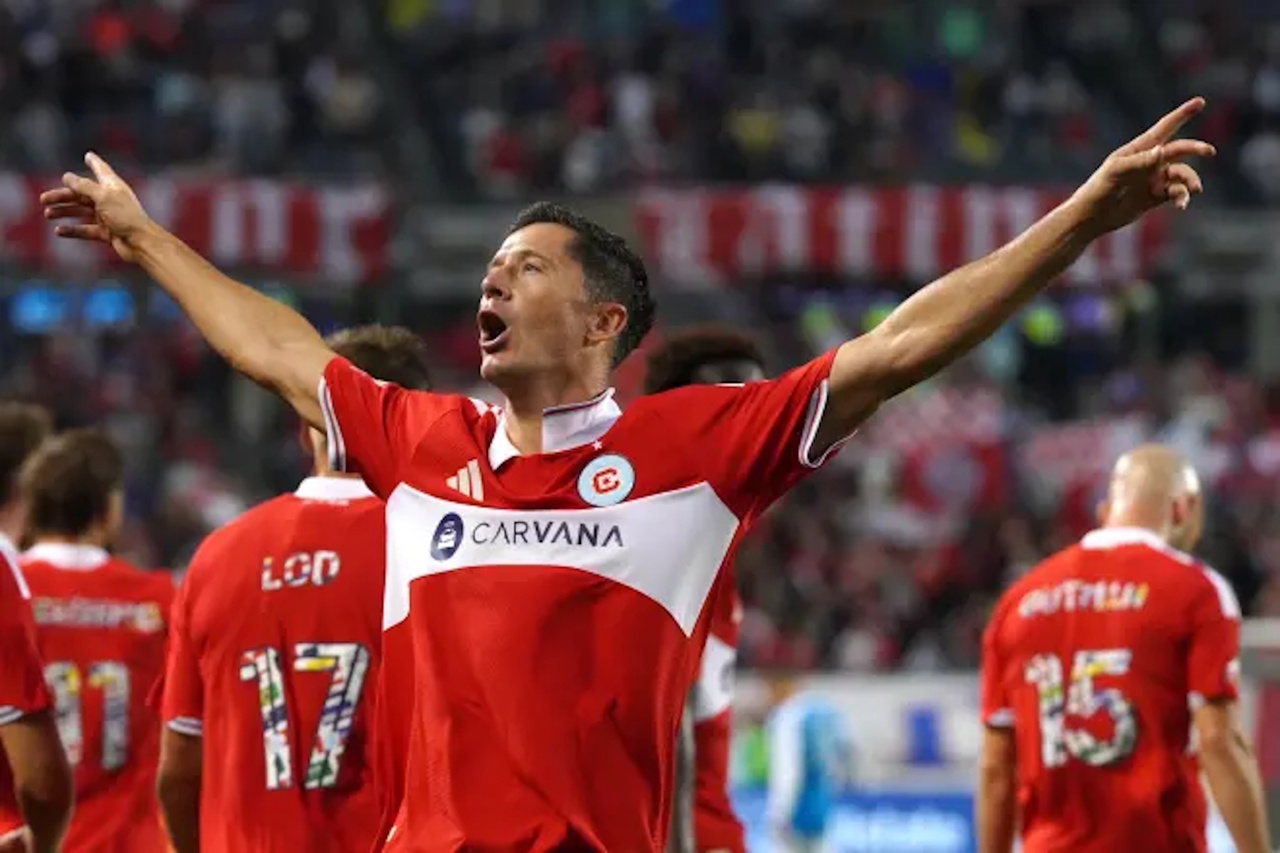 Robert Lewandowski a spart gheața în MLS!