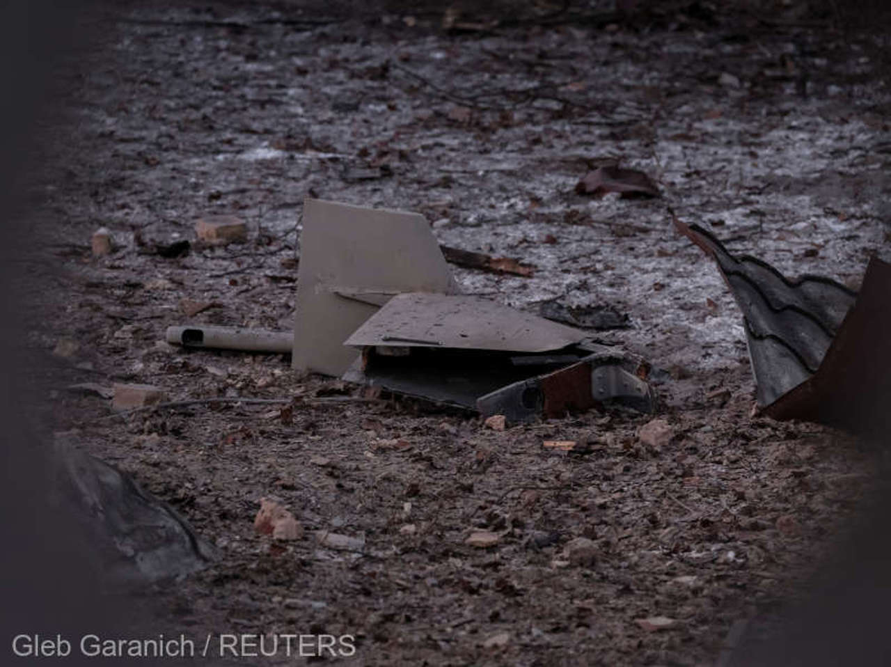 Российская военная база в Энгельсе была атакована украинским беспилотником, утверждает Москва. Погибли трое российских солдат