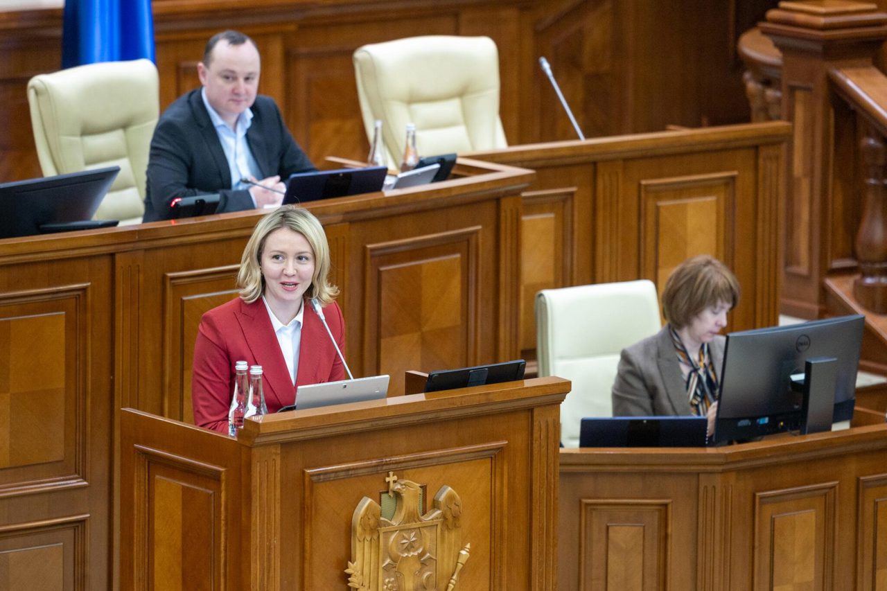 O nouă comisie parlamentară va supraveghea politica de reintegrare a Republicii Moldova
