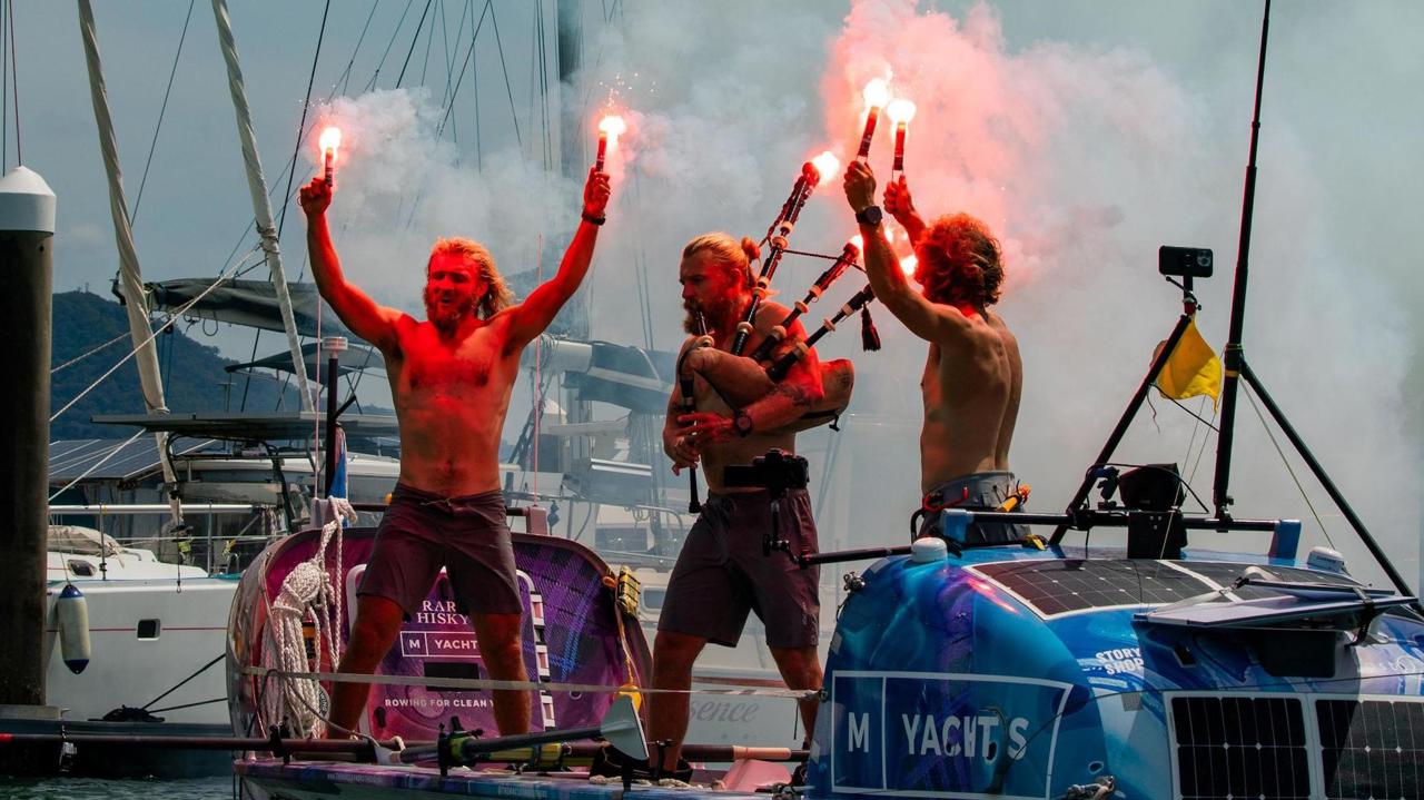 Record mondial în canotaj, stabilit de 3 frați din Scoția