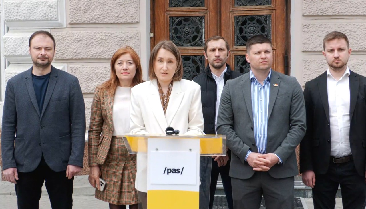 Consilierii municipali ai PAS convoacă ședința CMC pentru dezbaterea bugetului municipal și a regulamentului parcărilor