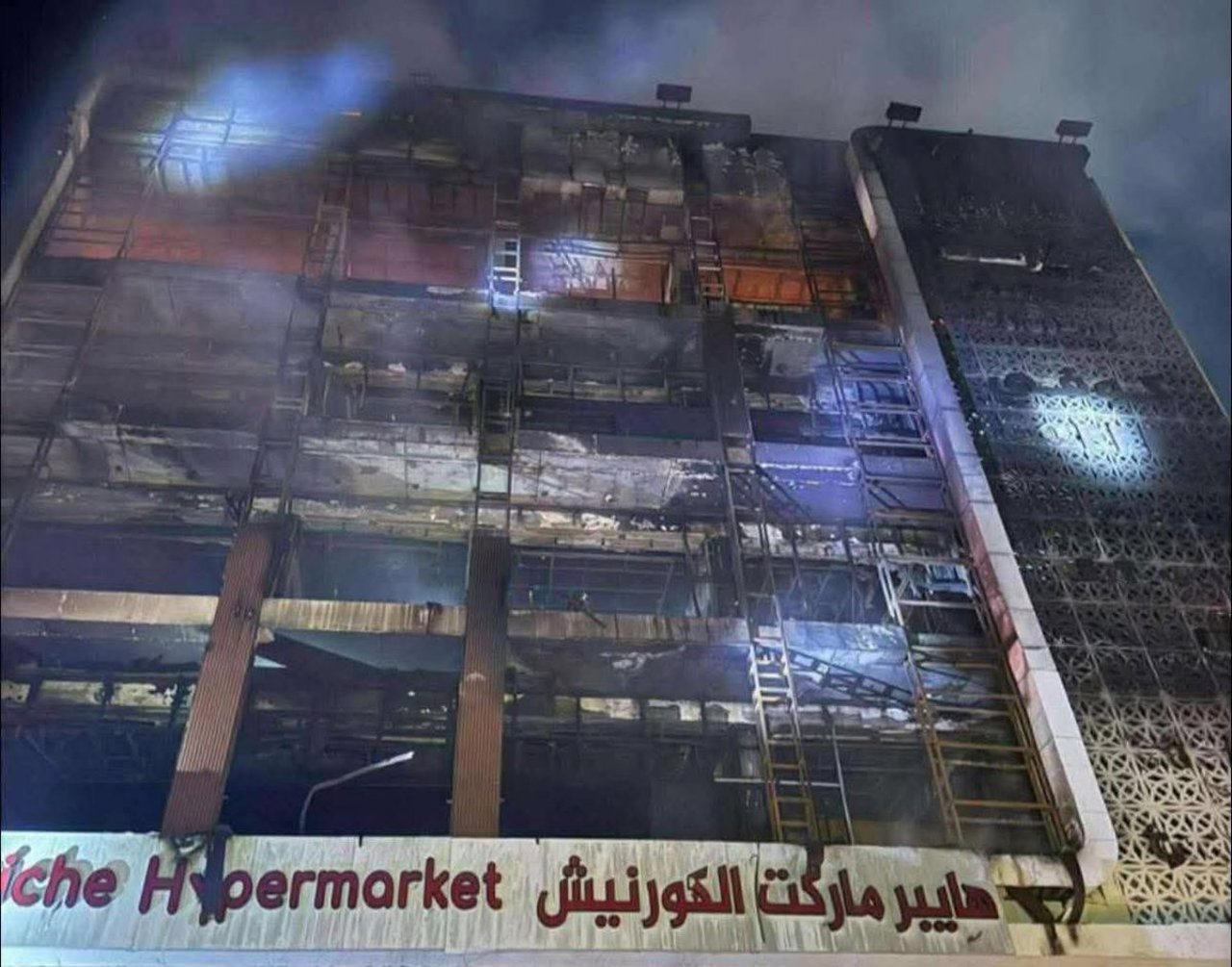 В Ираке больше 60 человек погибли во время пожара в новом ТЦ