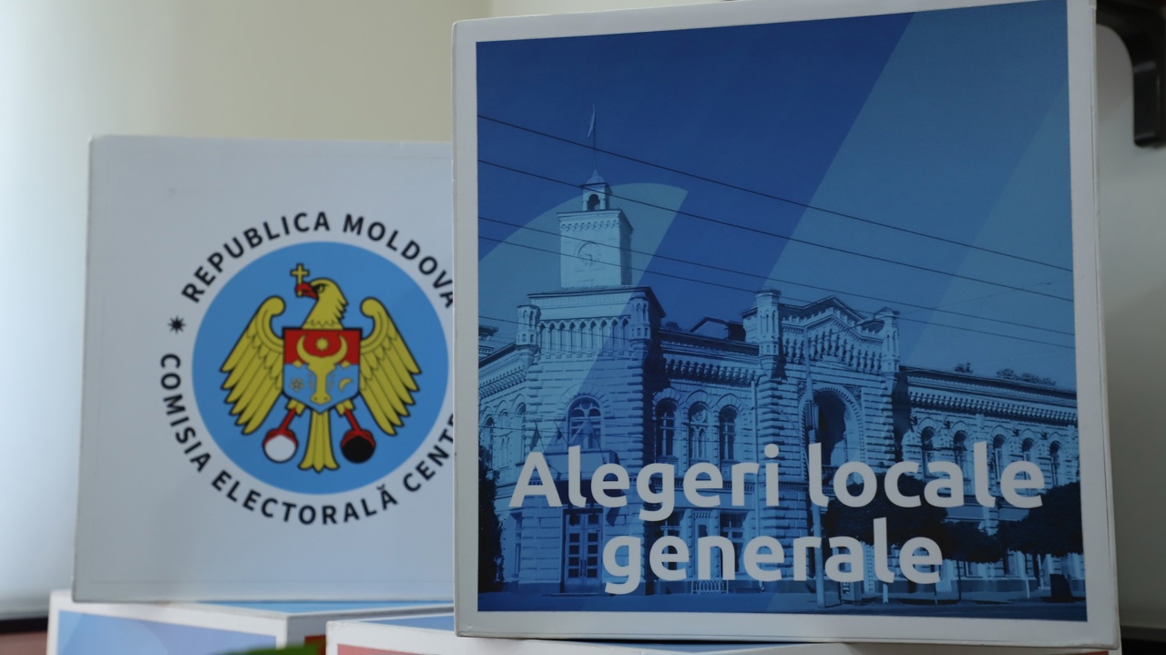 Buletinele de vot pentru alegerea consilierilor municipali în Chișinău și Comrat vor avea formă de broșură