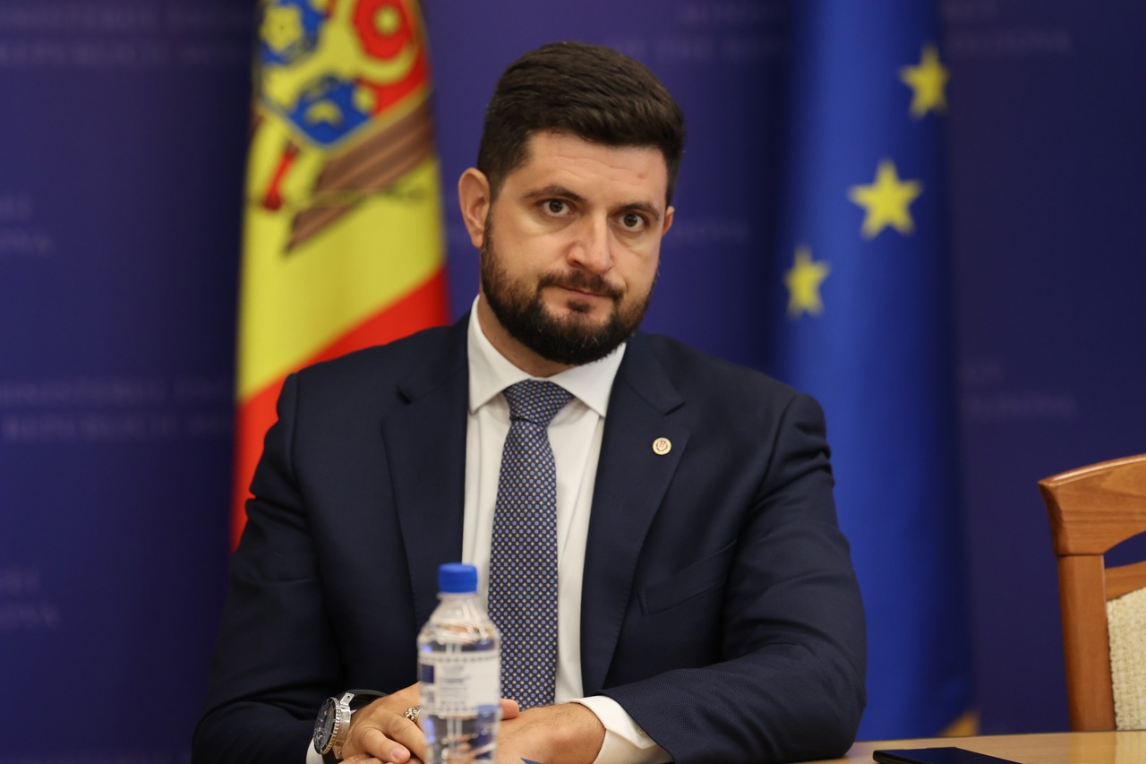 Moldova to build third high-voltage power link with Romania