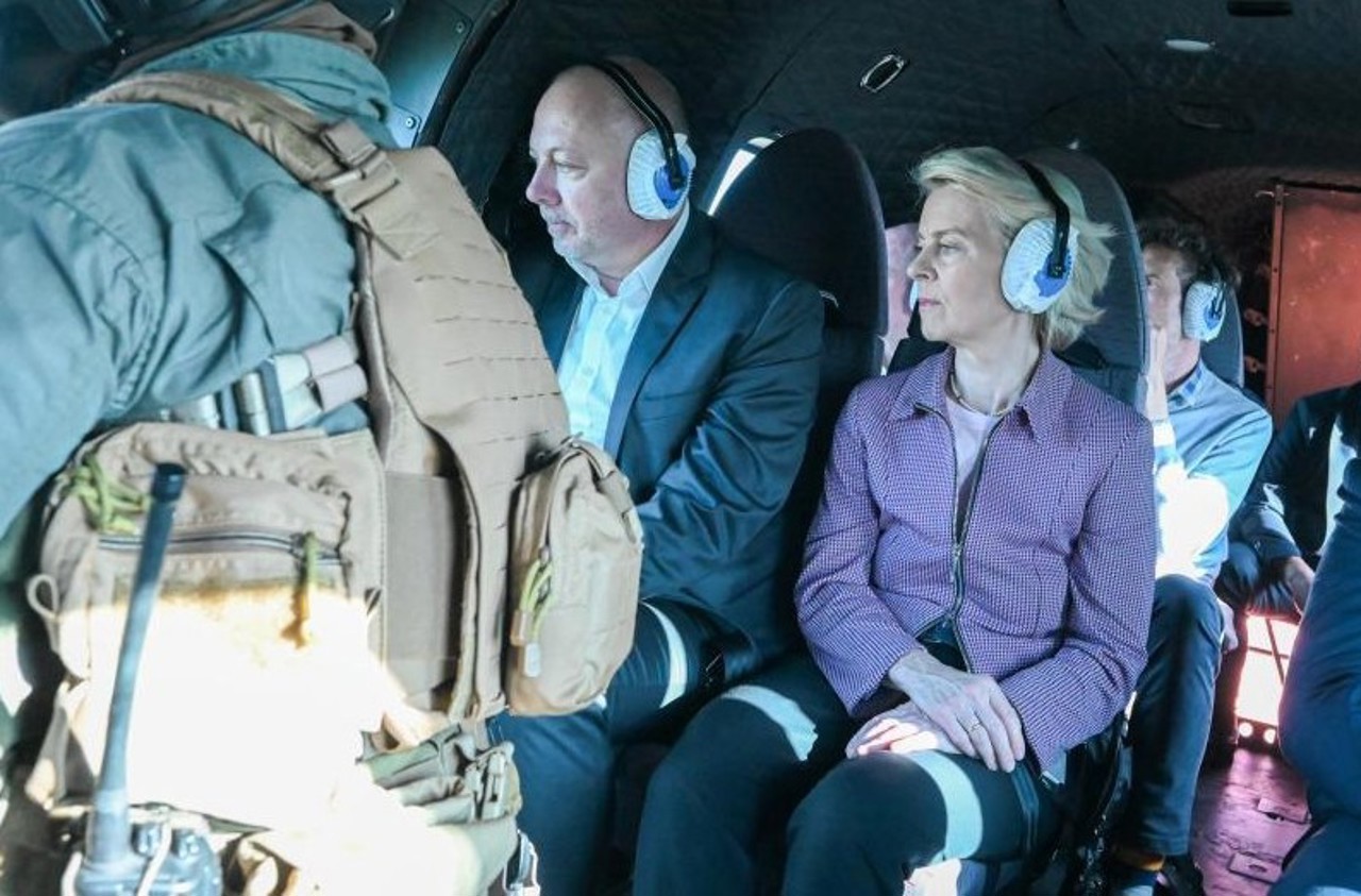 Самолет с Урсулой фон дер Ляйен экстренно сел в Болгарии