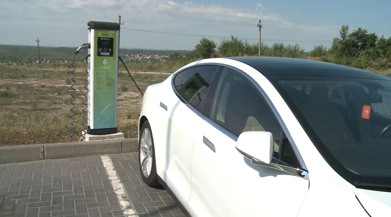 The rise of green vehicles in Moldova