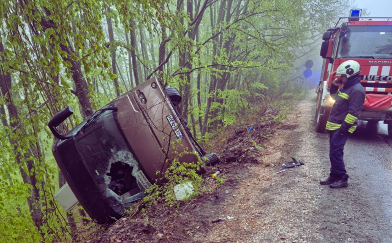 Accident grav lângă frontiera cu Turcia: Un autobuz turistic din Ucraina, scăpat de sub control, a omorât doi pasageri și a rănit alți 16