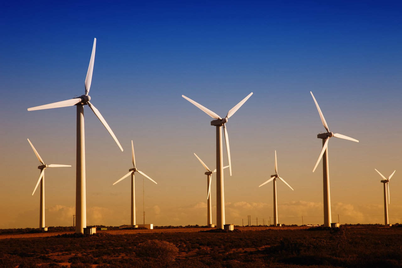 US renewable energy investments fall dramatically amid policy uncertainty