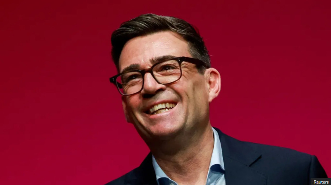 Premierul britanic Andy Burnham: Londra trebuie să analizeze inclusiv revenirea în UE