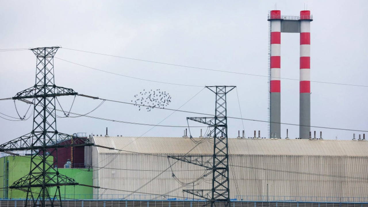 Ungaria oprește complet centrala nucleară Paks, din cauza scăderii nivelului Dunării