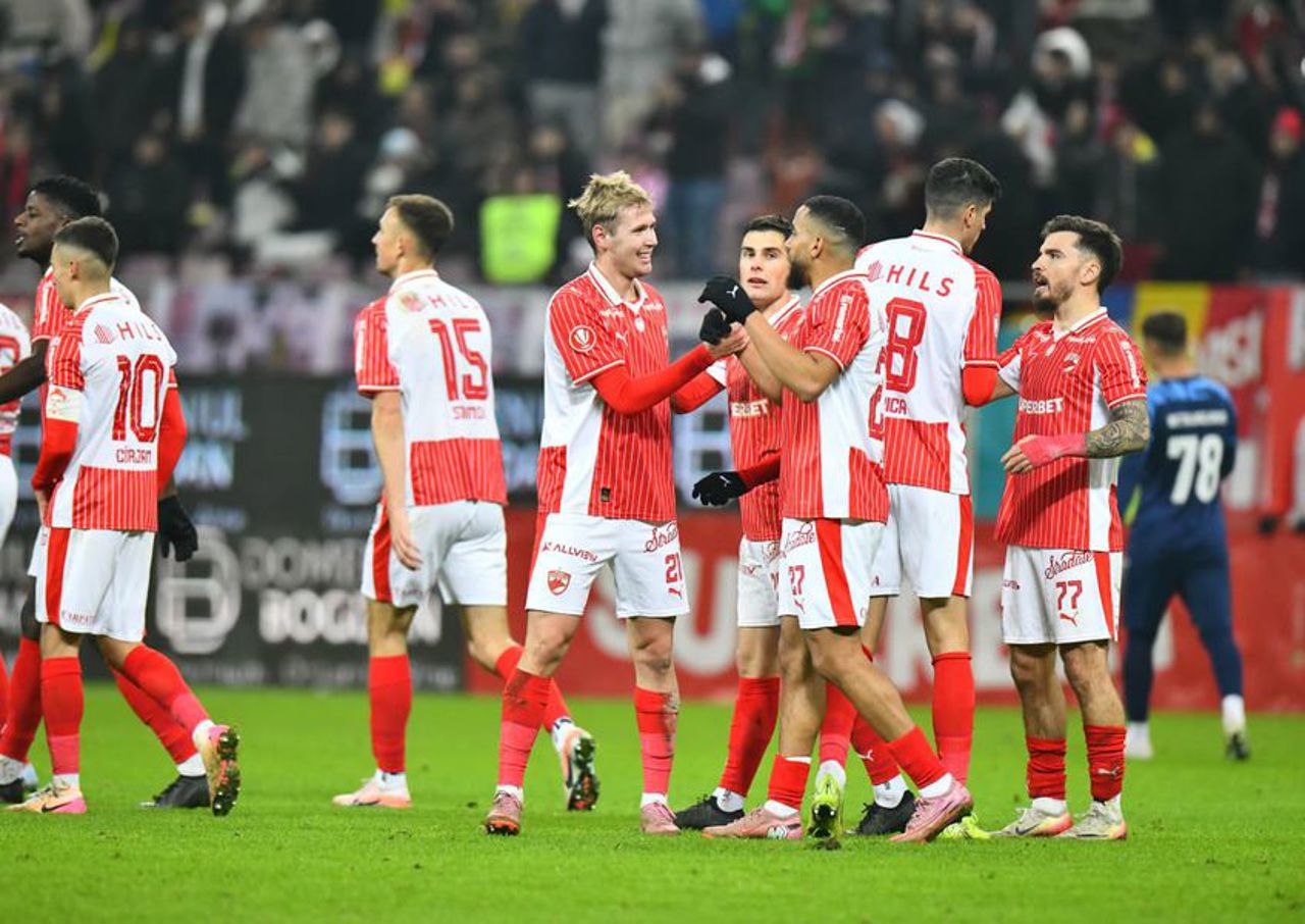 Dinamo București a urcat pe locul 2 în clasamentul Superligii românești de fotbal 