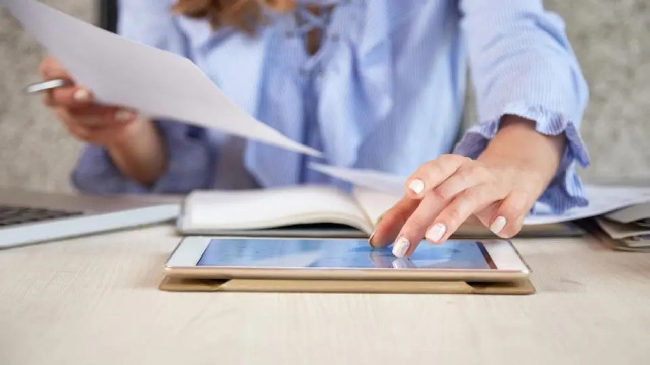 Platforma eConsulat: servicii consulare, prestate online pentru moldovenii din străinătate 