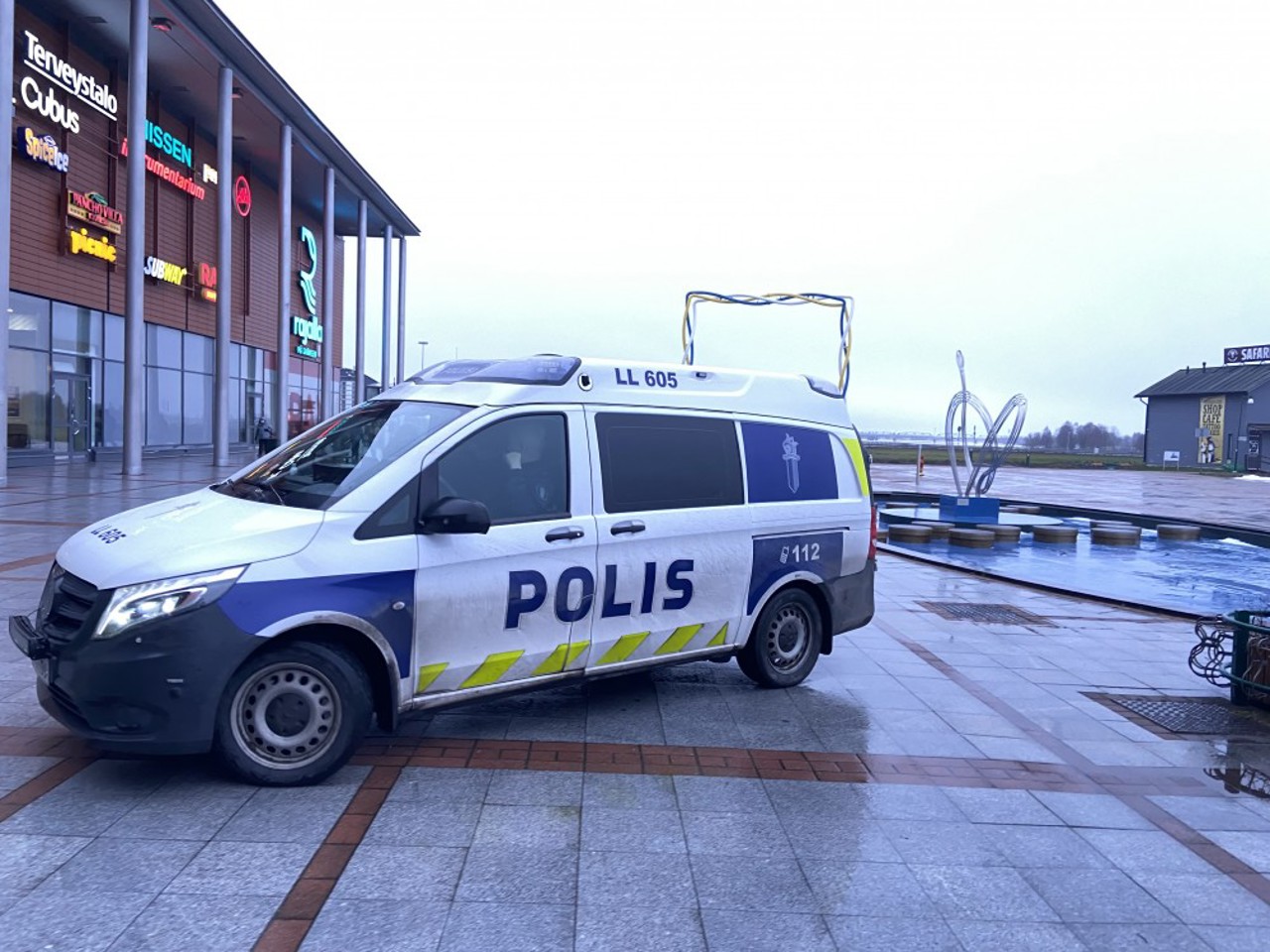 Finlanda interzice intrarea în țară a mașinilor înmatriculate în Rusia