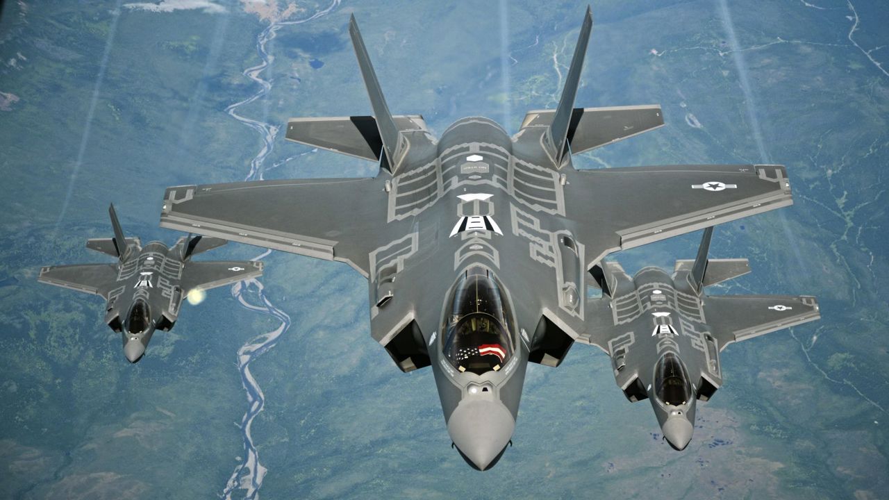 Times: Europenii îi cer lui Trump să trimită avioane F-35 în România pentru securitatea Ucrainei