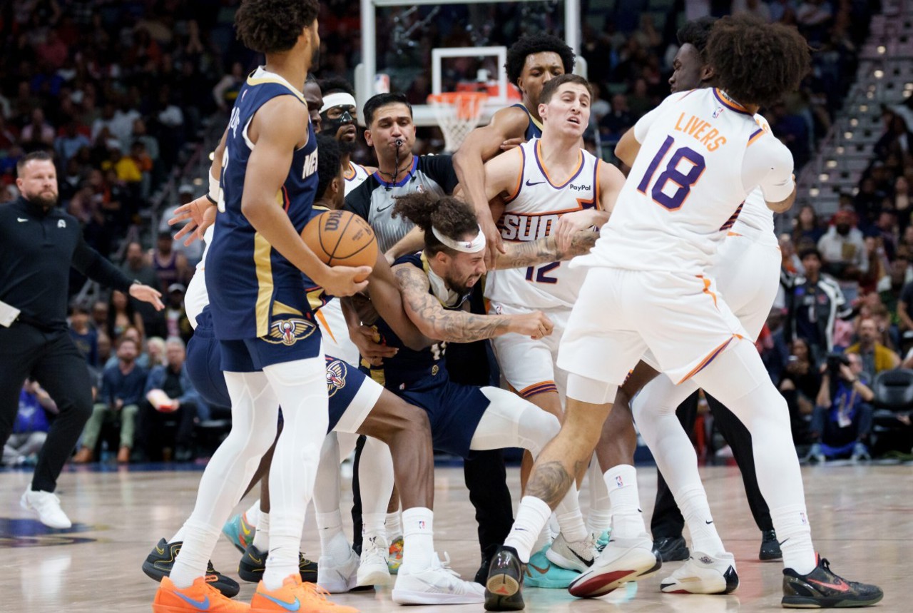 Încăierări și chiar bătăi în NBA! Două meciuri din cel mai puternic campionat de baschet al lumii au fost umbrite de altercații în teren 