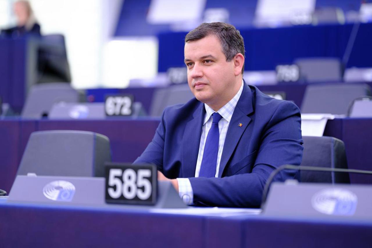 Eugen Tomac cere Parlamentului României să condamne crimele regimului stalinist: „Să nu-i uităm!”