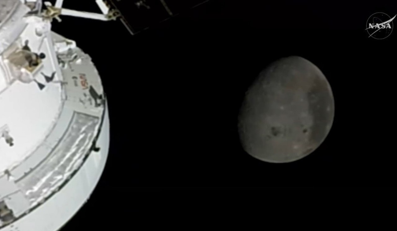 Миссия «Артемида 2» завершила облет Луны и возвращается на Землю