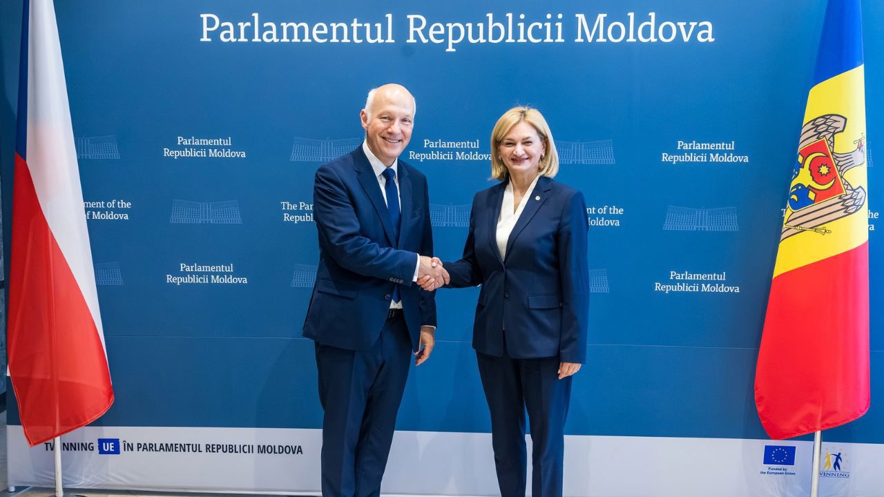Cehia anunță sprijin pentru energia regenerabilă și integrarea europeană a R. Moldova: „Suntem coechipieri pe același teren”